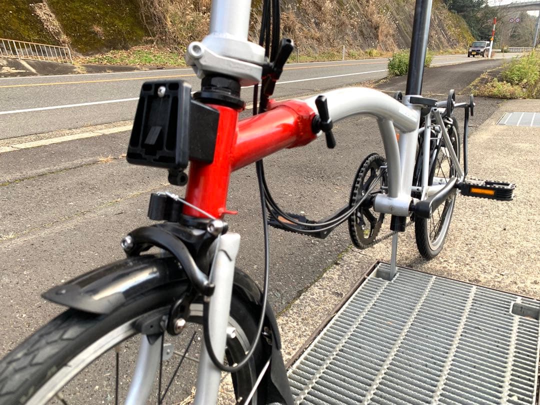 【美品】未使用品 即乘 折り畳み転車 EIGHT ミニベロSRF3 内3速 16