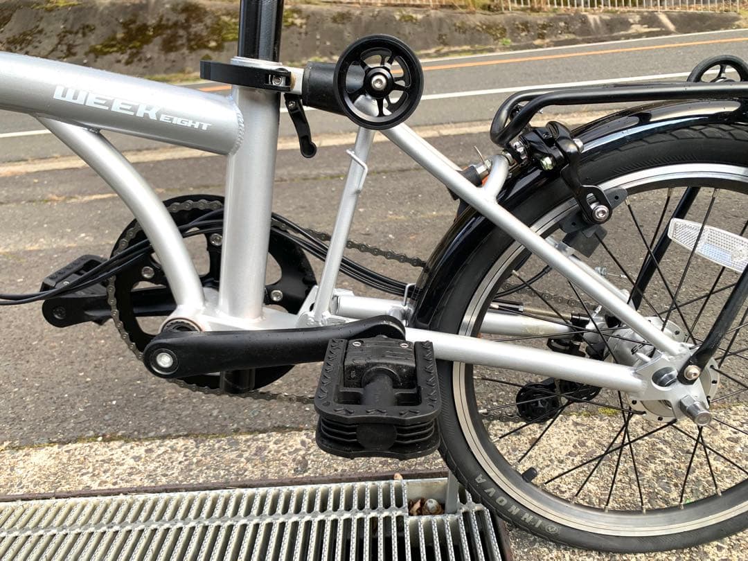 【美品】未使用品 即乘 折り畳み転車 EIGHT ミニベロSRF3 内3速 16