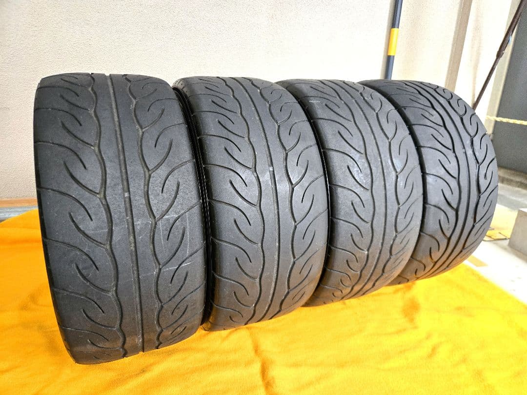 ADVAN NEOVA AD08R 245/40R18 93W　2021年製4本