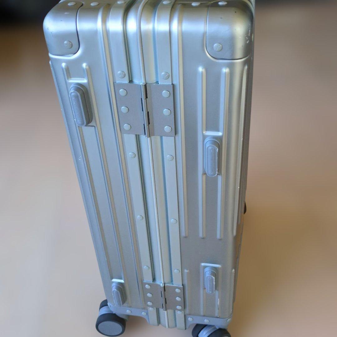 イノベータースーツケースINV1811機内持込可