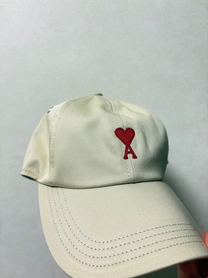 ami paris アミパリス　ベージュキャップ