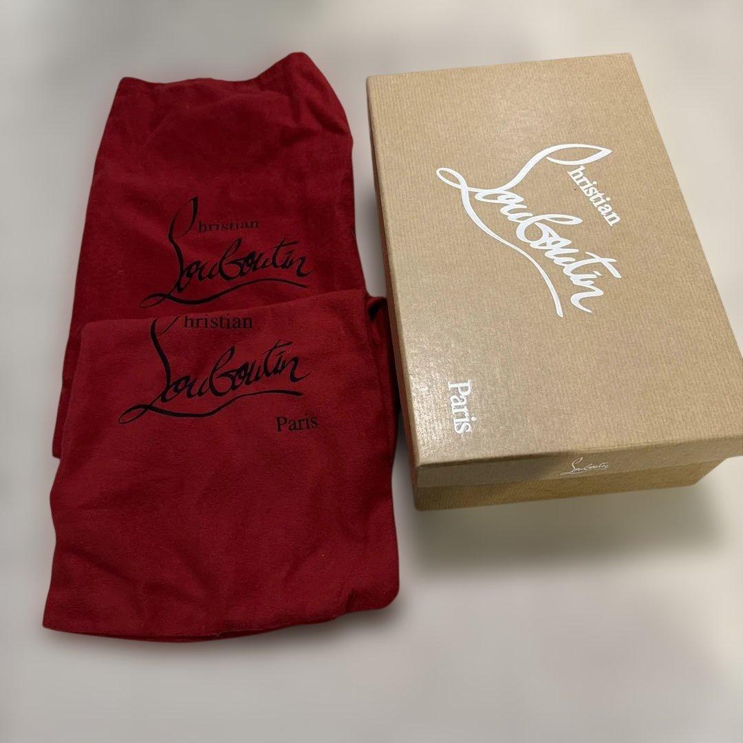 ルブタン　リボンハイヒール