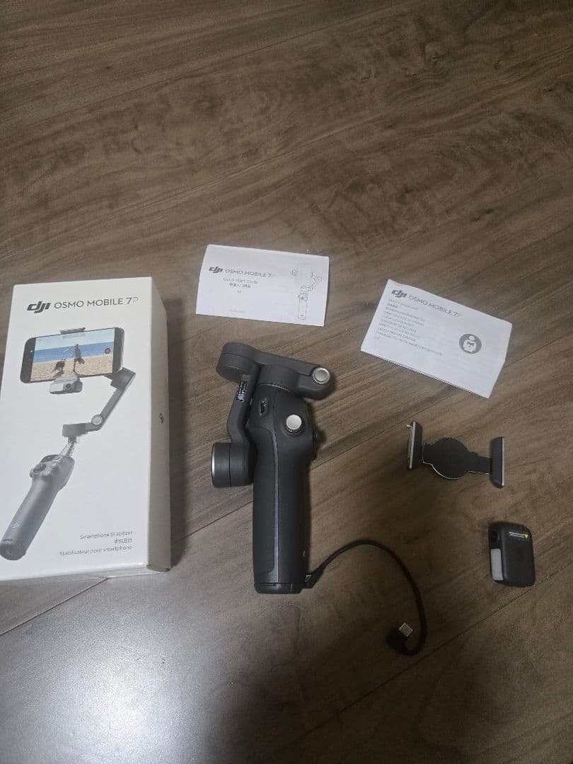 DJI Osmo Mobile 7 スタビライザー