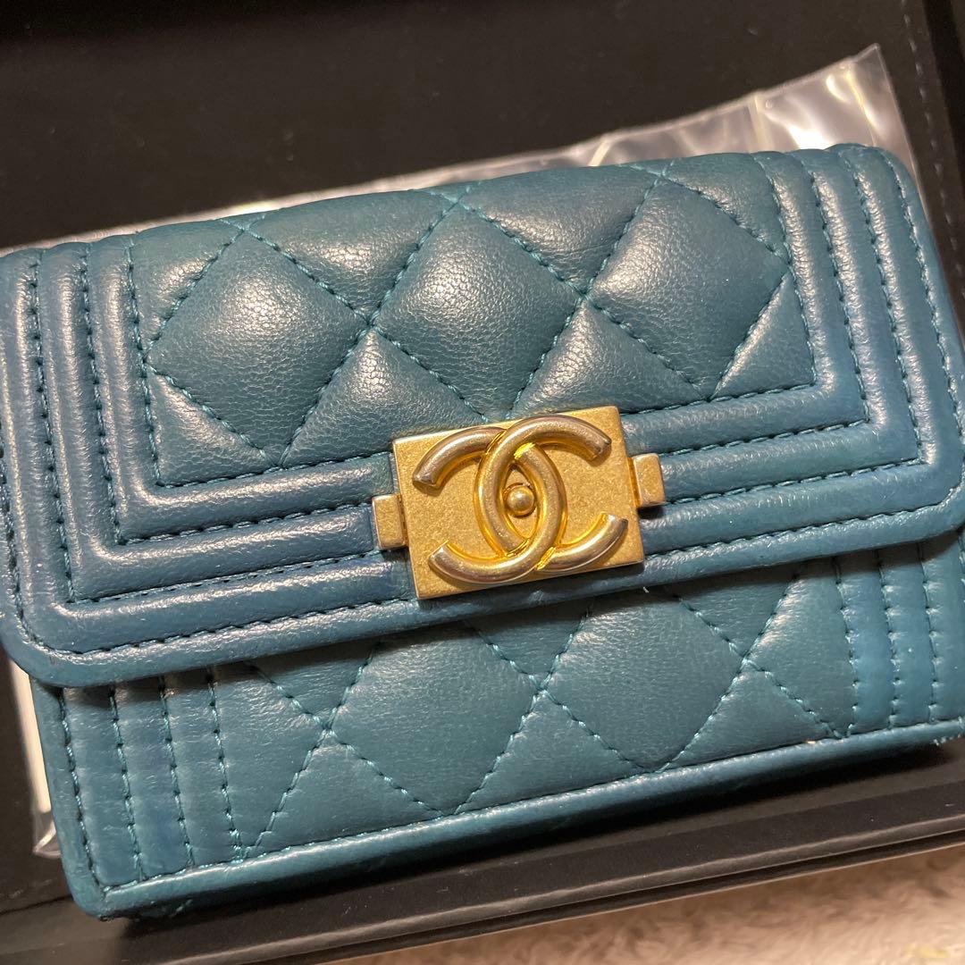 シャネル 財布 ボーイシャネル ゴールド金具 28番台