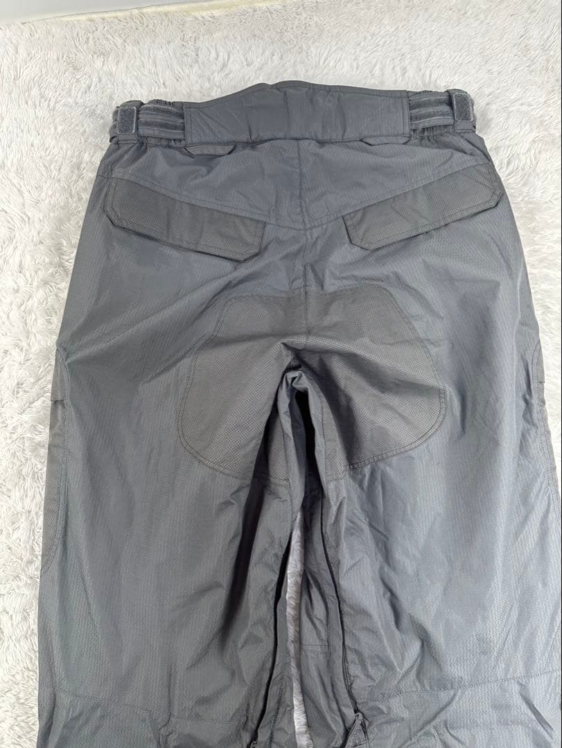 サロモン　スノーボードウェア　スキーウェア　セットアップ　撥水　灰色　XL