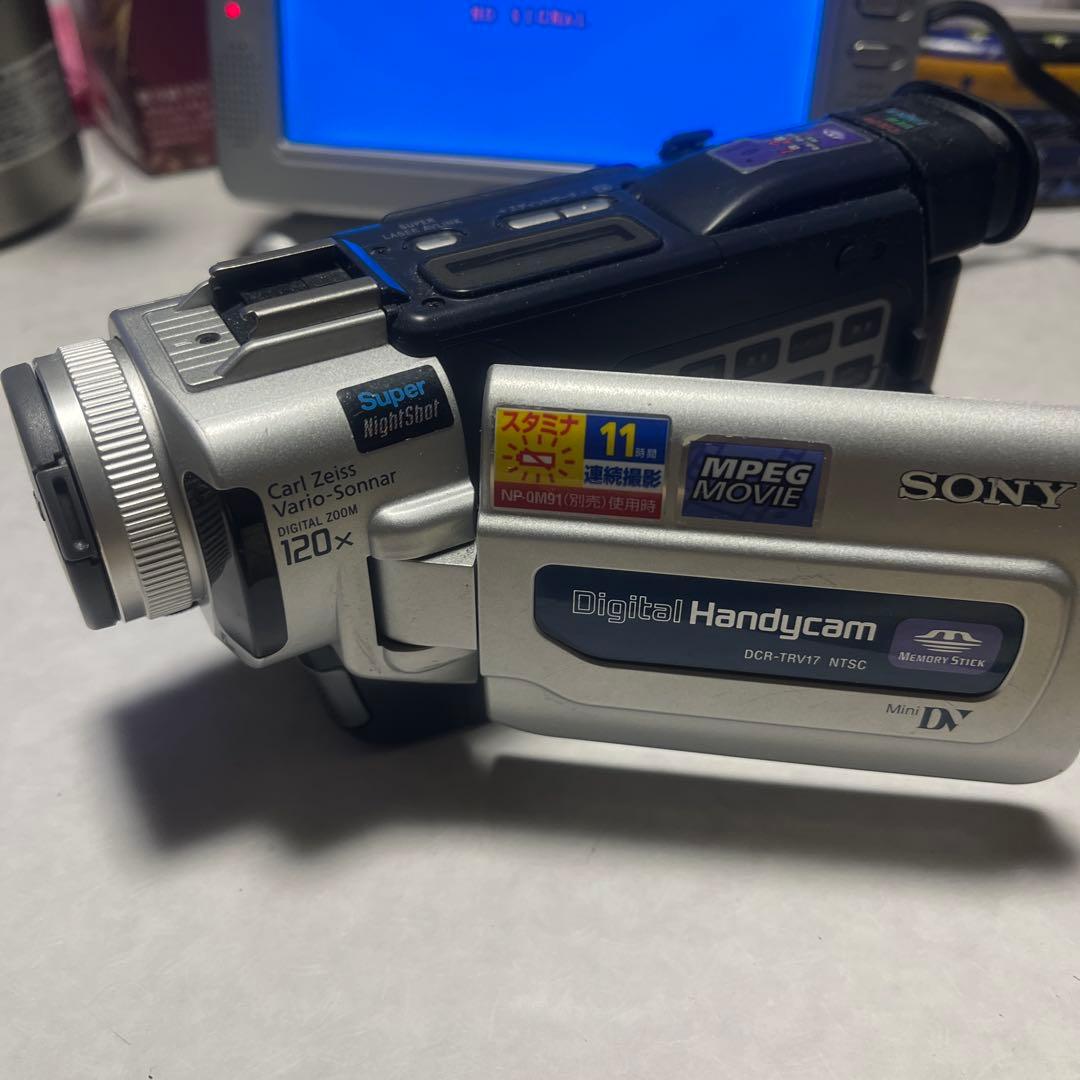SONY miniDV HANDYCAM DCR-TRV17 ①