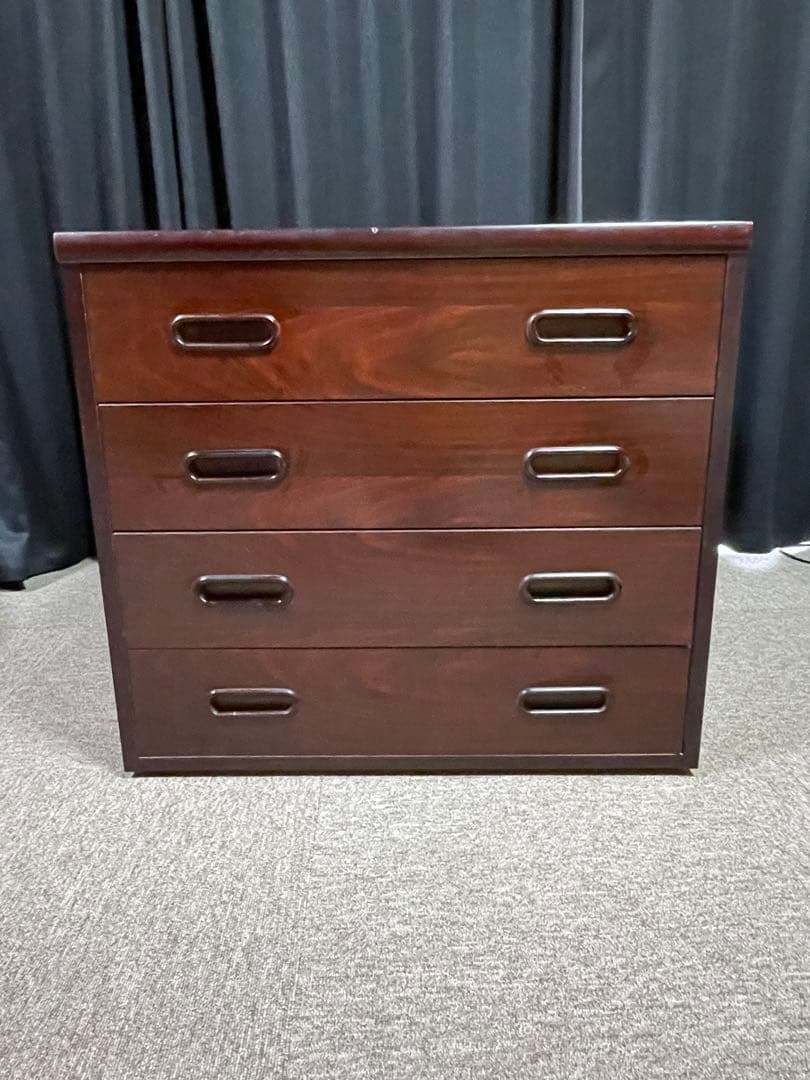 タンス　押入れ　収納