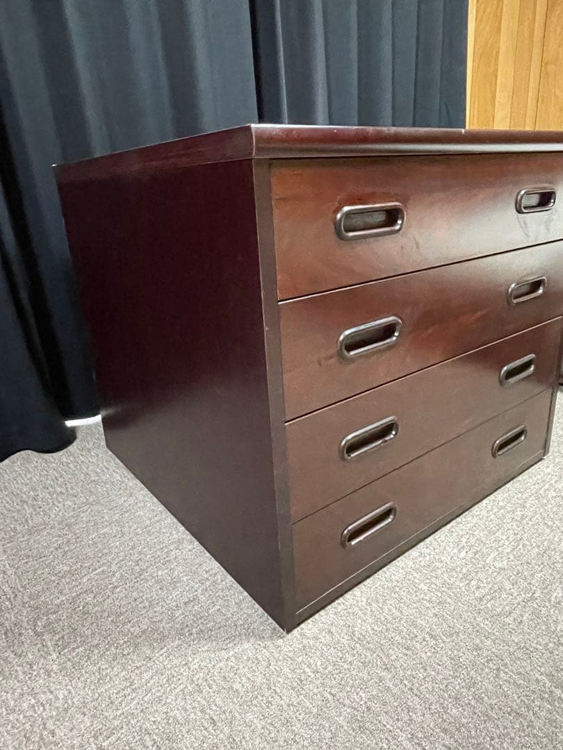 タンス　押入れ　収納