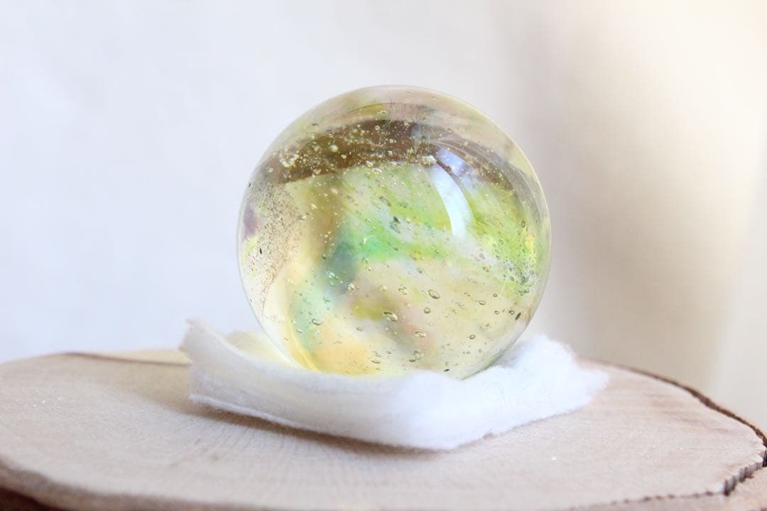 シエラネバダ産アンダラクリスタル　スフィア　マルチカラー　グリーン系