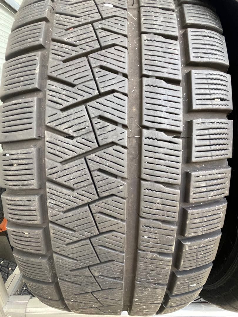 ヨコハマ　アドバンAVSモデル5 17インチホイールスタッドレスセット