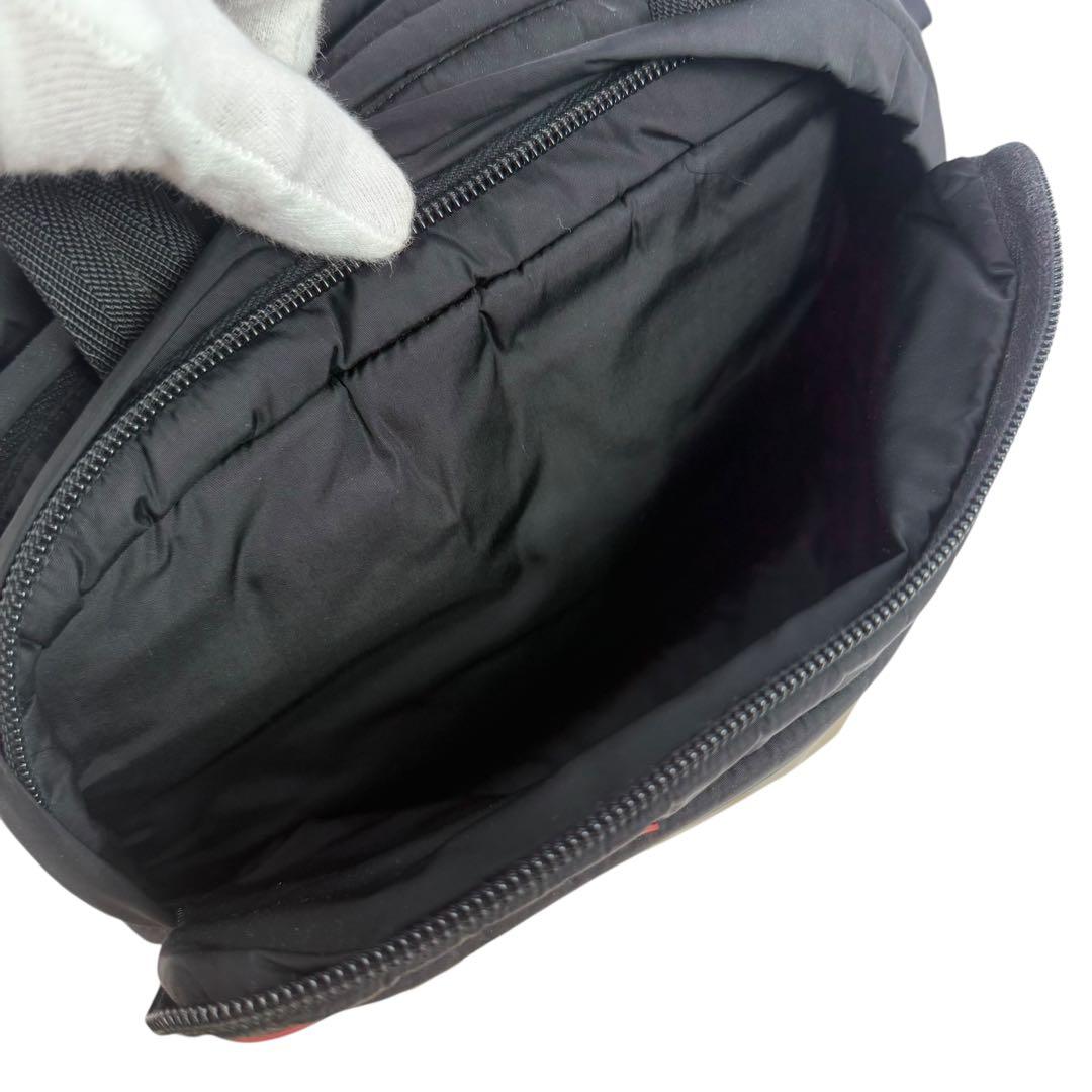 バッグ Archive 90s Prada Sport Body Bag Black