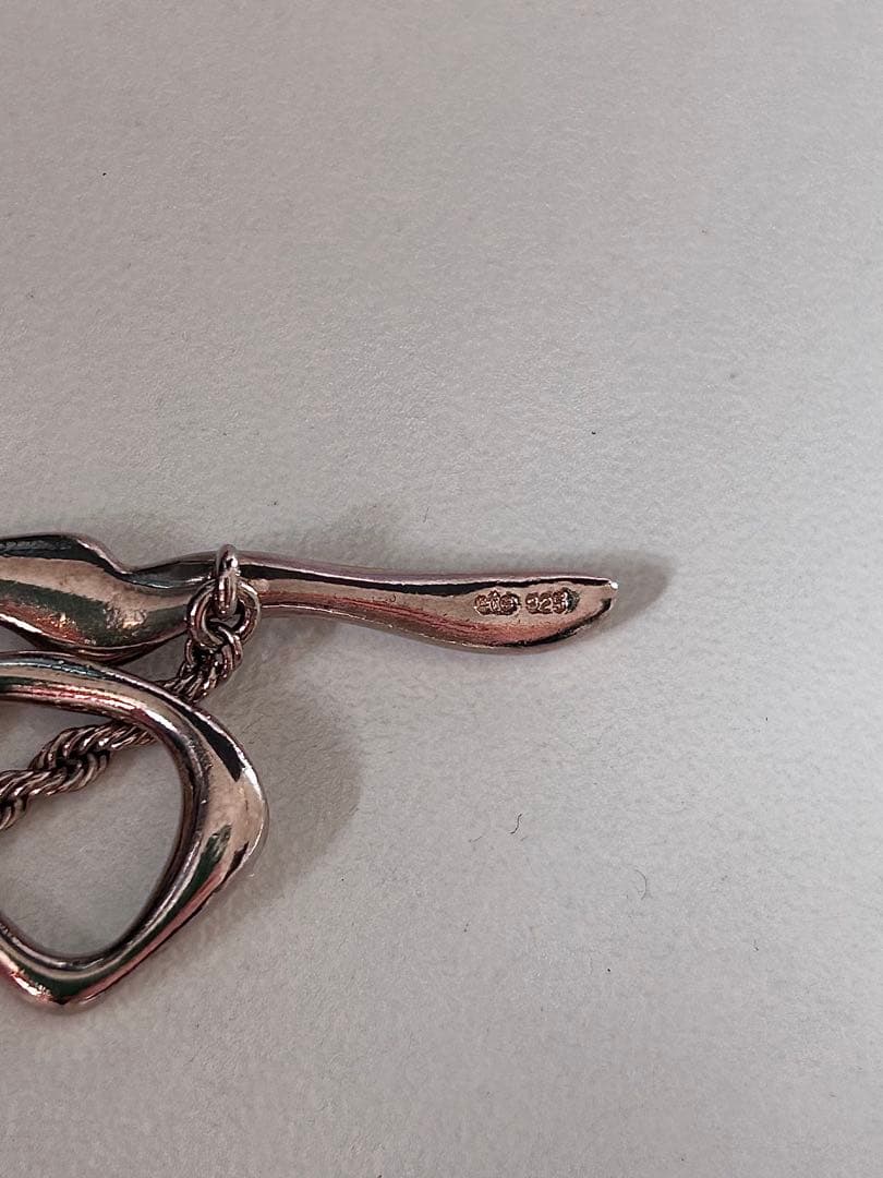 エテ　ロウ　ブレスレット