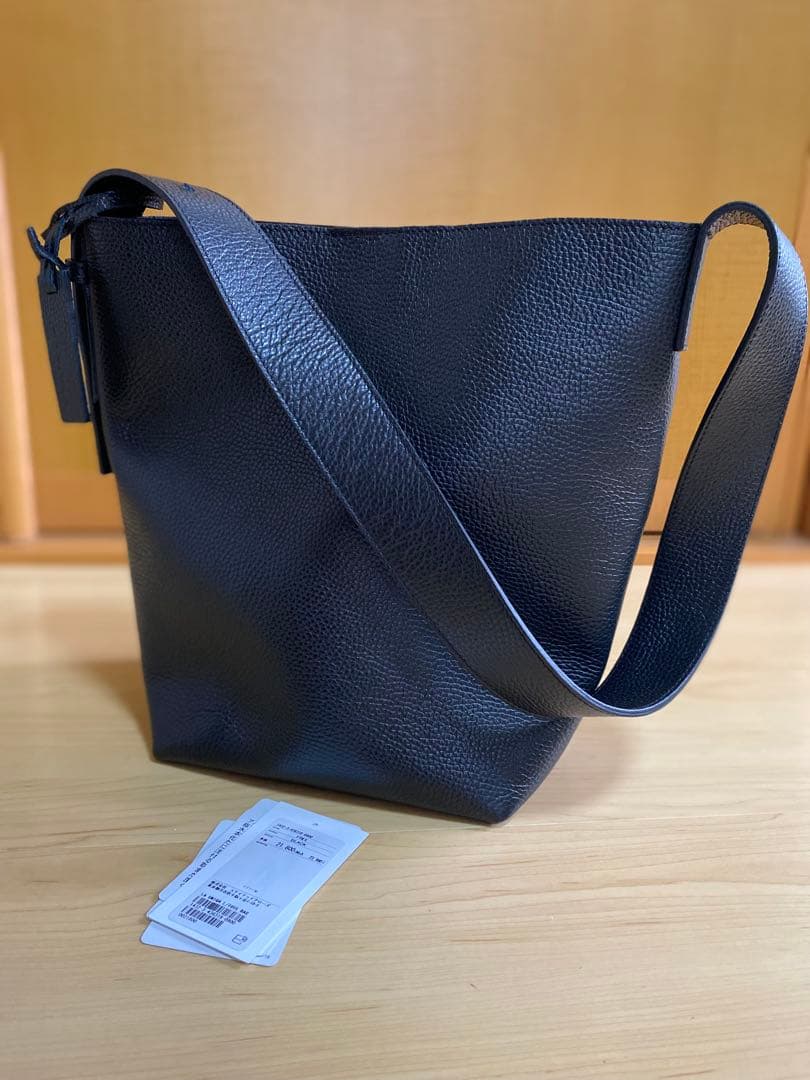 ユナイテッドアローズ　LA UNIQAレザートートバッグ　イタリア製