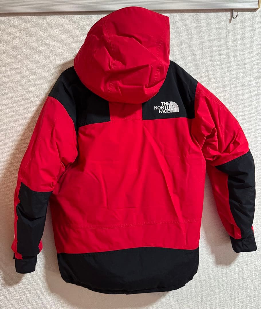 THE NORTH FACE レッド　マウンテンダウンジャケット Mサイズ