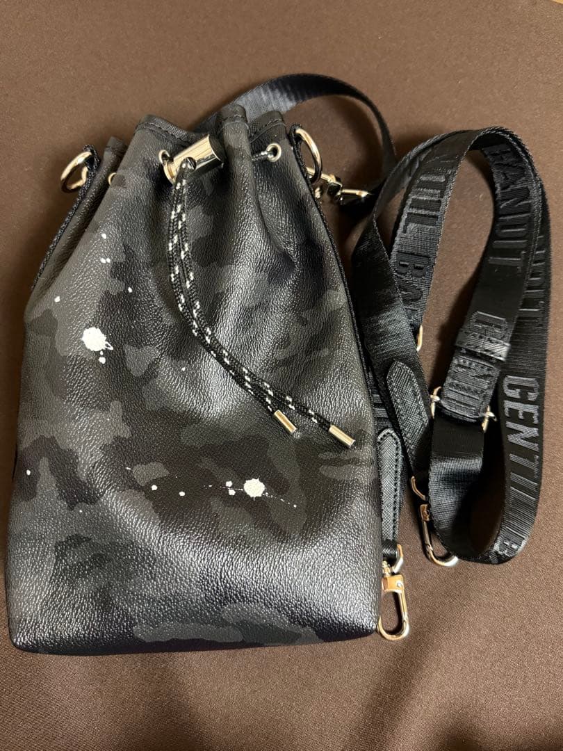 GENTIL BANDIT 2WAY巾着バッグ ブラックカモ