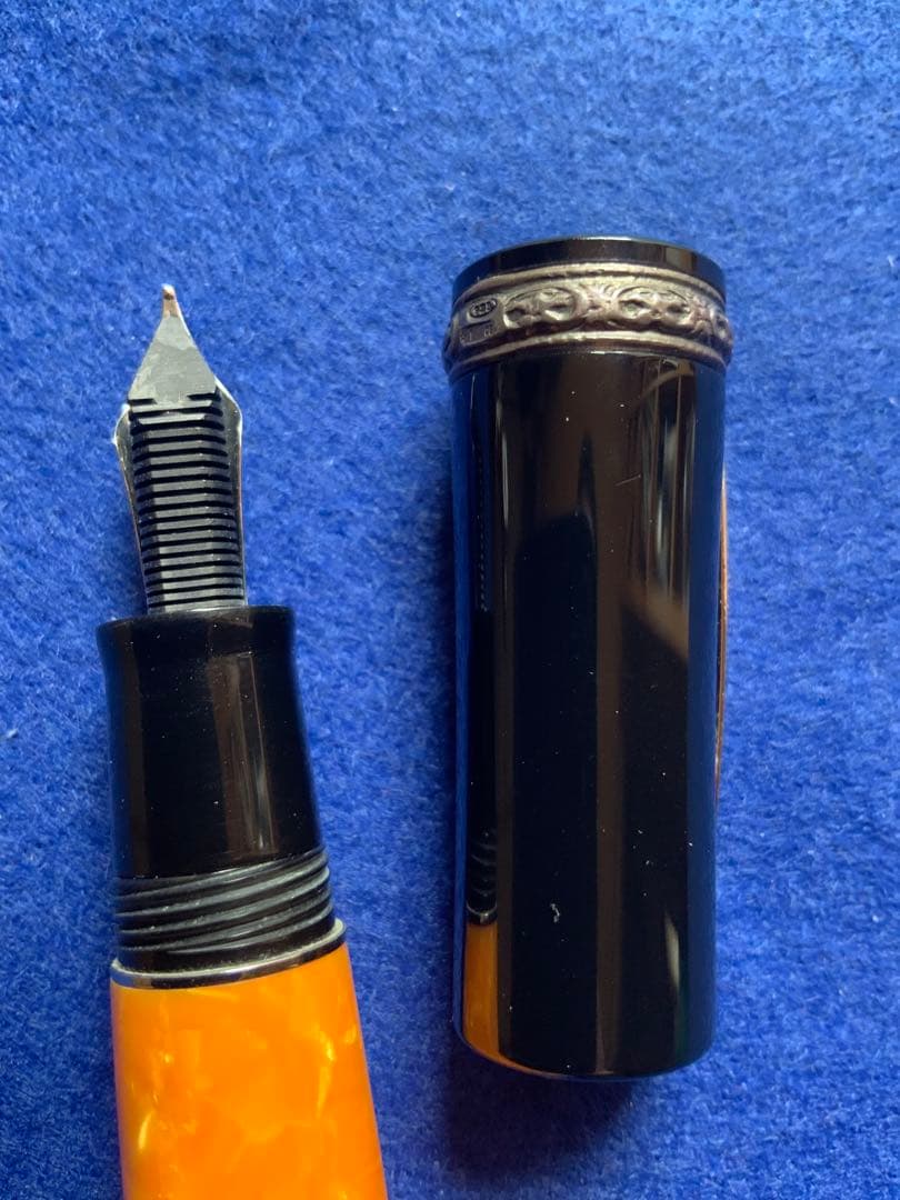 デルタ20周年記念　ドルチェビータ万年筆　カートリッジ式