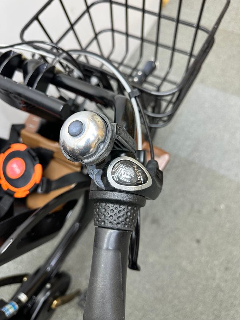 人気な車種　パナソニックギュットアニーズ　3人乗り電動自転車　チャイルドシート付