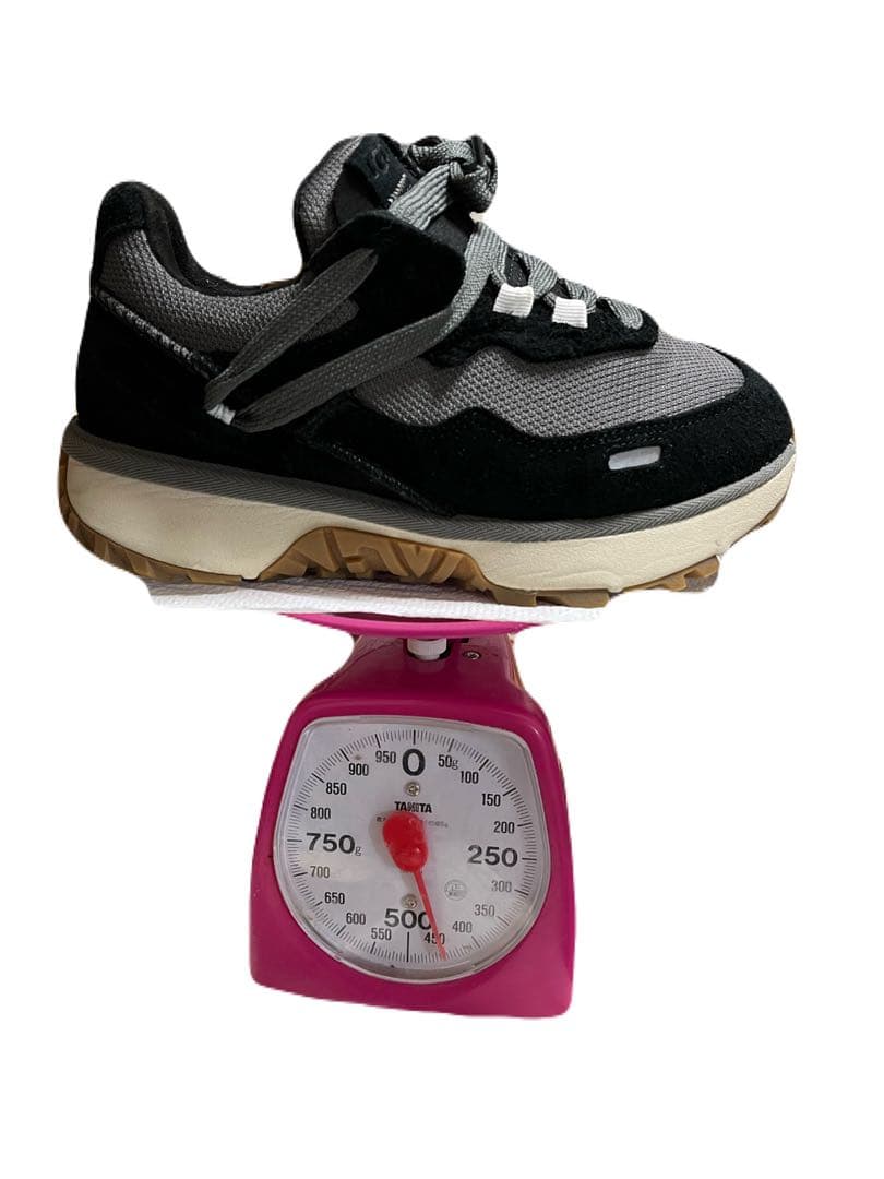 UGG ブラック スニーカー　RETROFI LOW