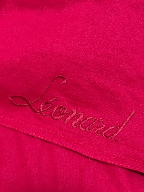 新品未使用★レオナール ウール＆シルク 大判スクエアストール 赤紫 ボンボン付