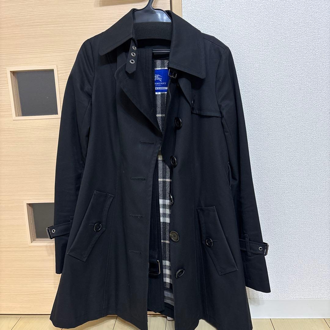 【Dokurl】バーバリーブルーレーベル黒のトレンチコート チェック柄裏地
