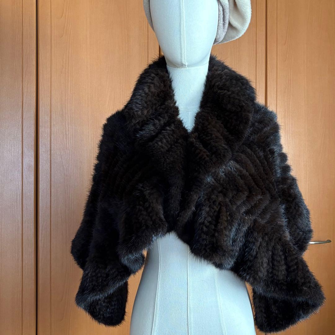 ミンクのショール　フリル