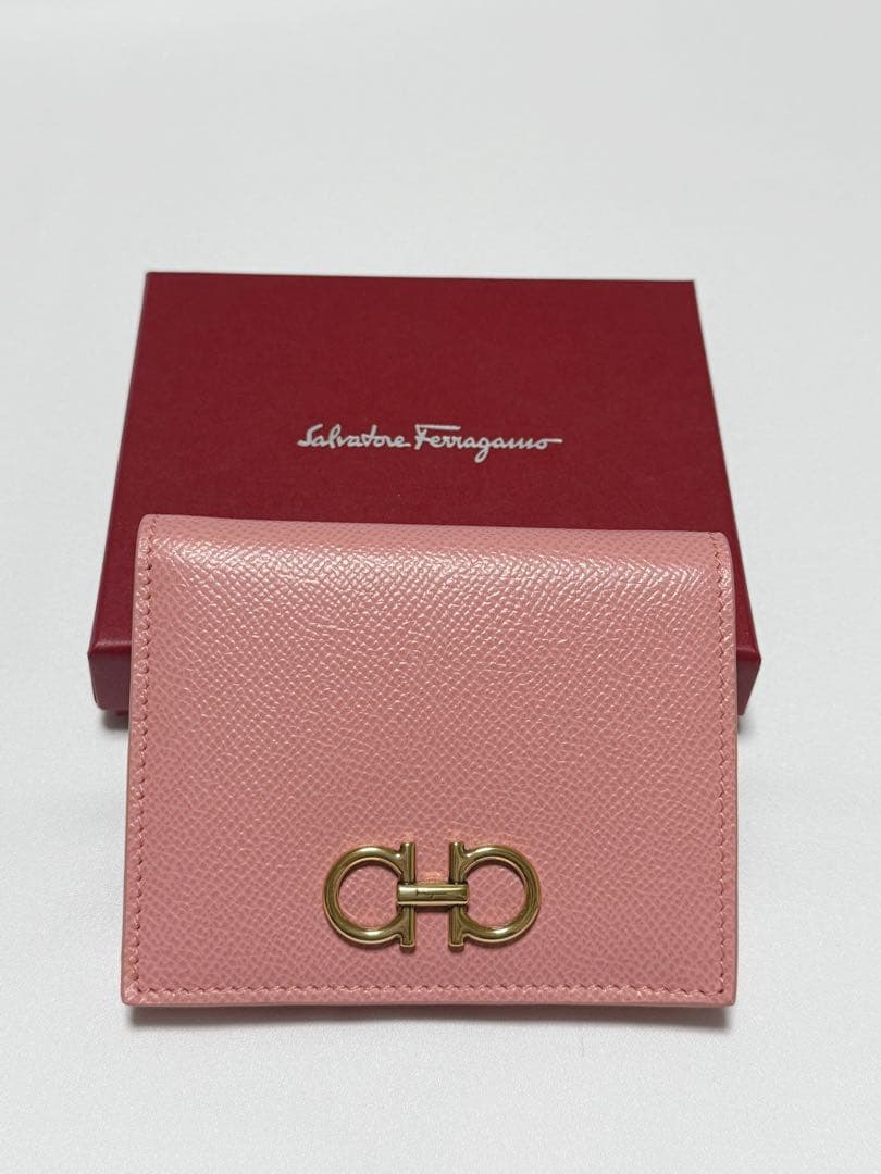 【M I Y A B I 】Ferragamo 財布 ガンチーニ