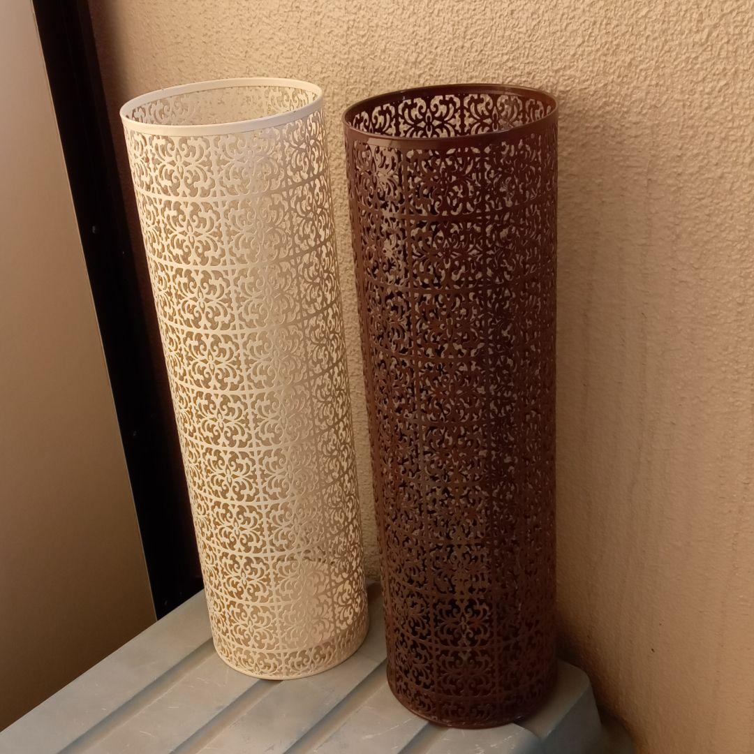 ダマスク柄　傘立て　白　茶