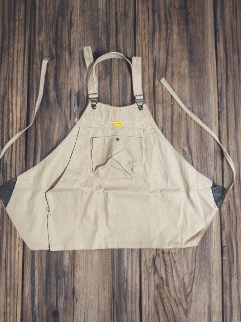 【USED】即購入OK!ネイタル デザイン エプロン ベージュ M