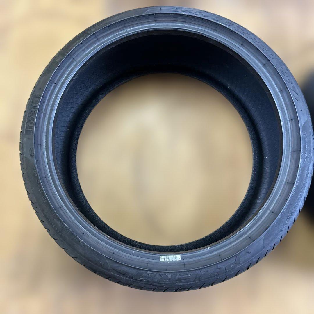 Pirelli PZero 245/35ZR20 夏用タイヤ 2020年 2本