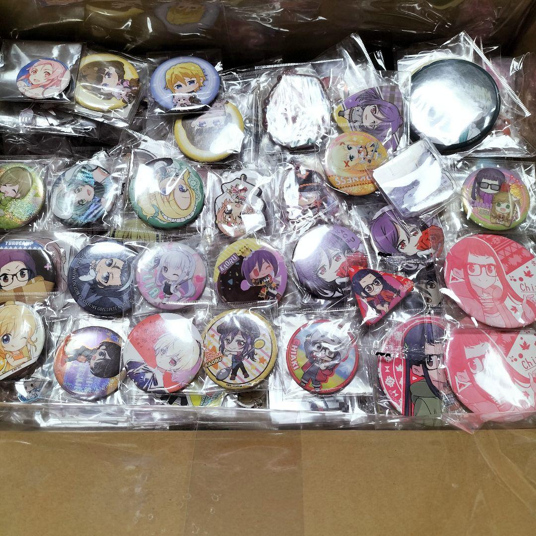 アニメ　キーホルダー　缶バッジ　ラバーストラップ　まとめ売り　ノンジャンル　大量