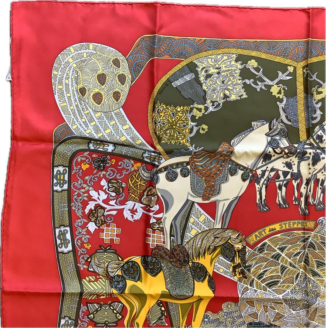さ*こ様 【美品】HERMES エルメス スカーフ バンダナ 馬柄 レッド系