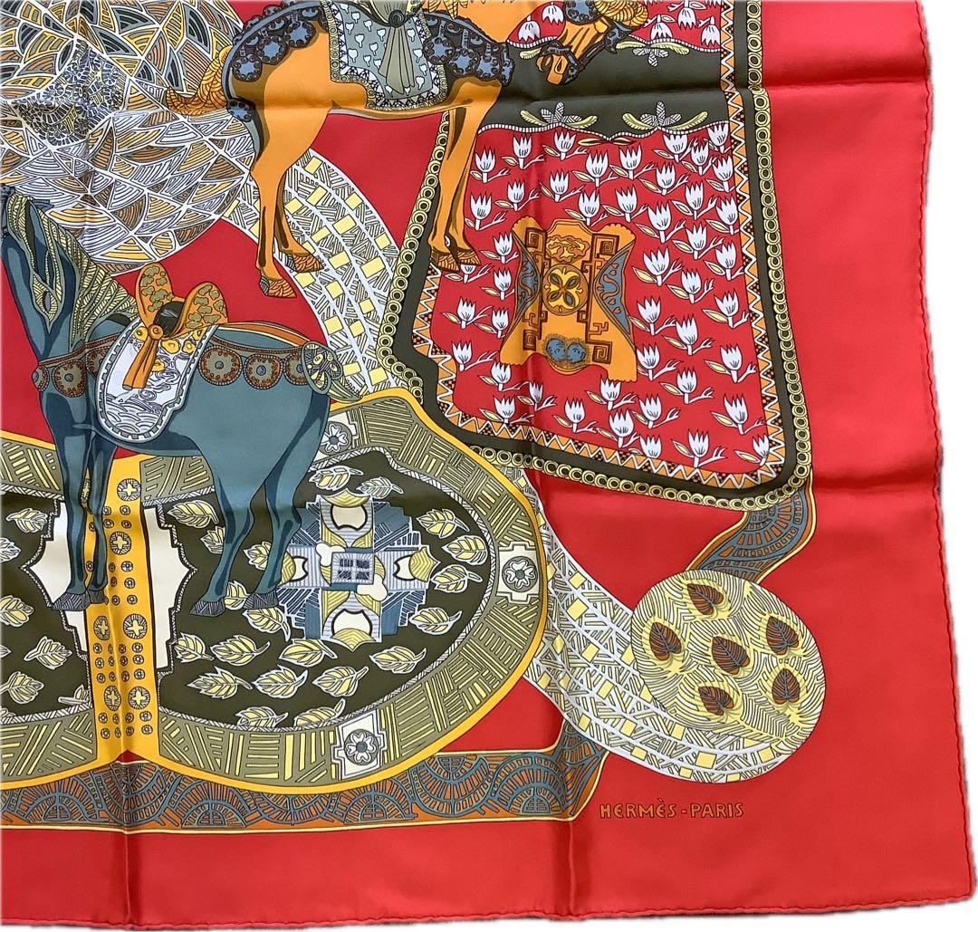 さ*こ様 【美品】HERMES エルメス スカーフ バンダナ 馬柄 レッド系