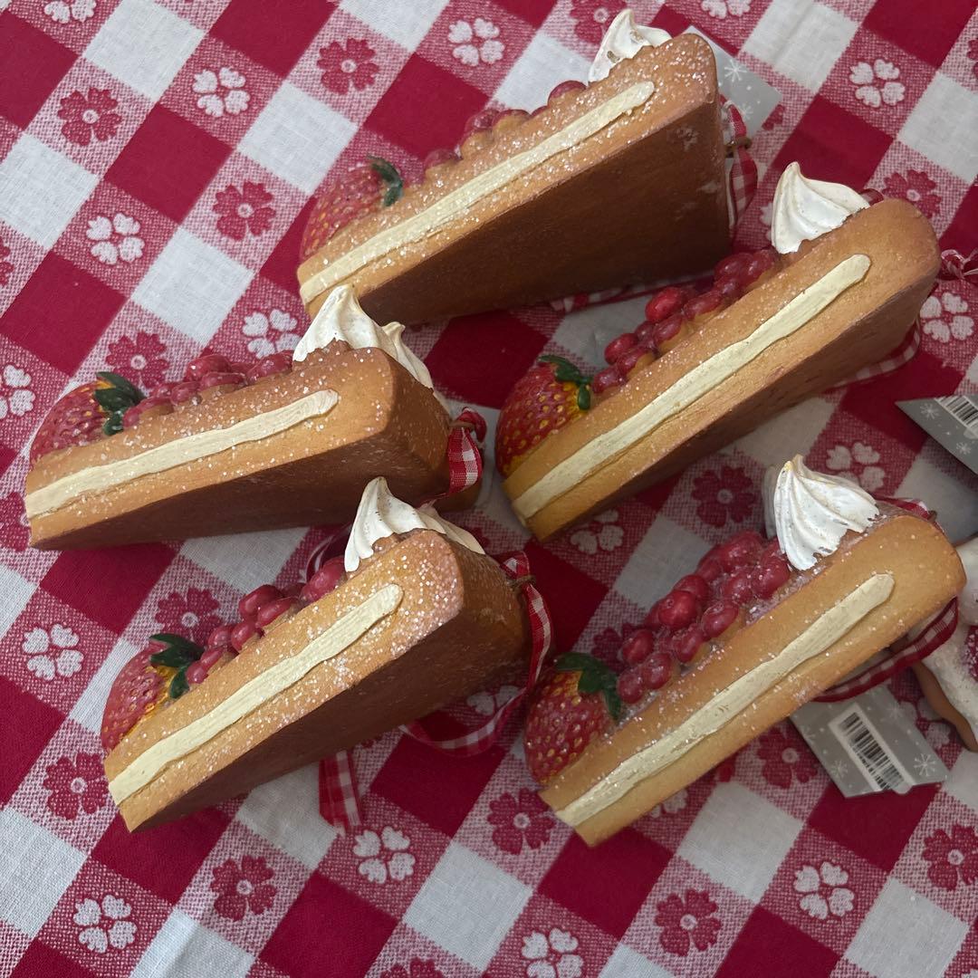 7046. ストロベリーケーキ オーナメント8Pセット