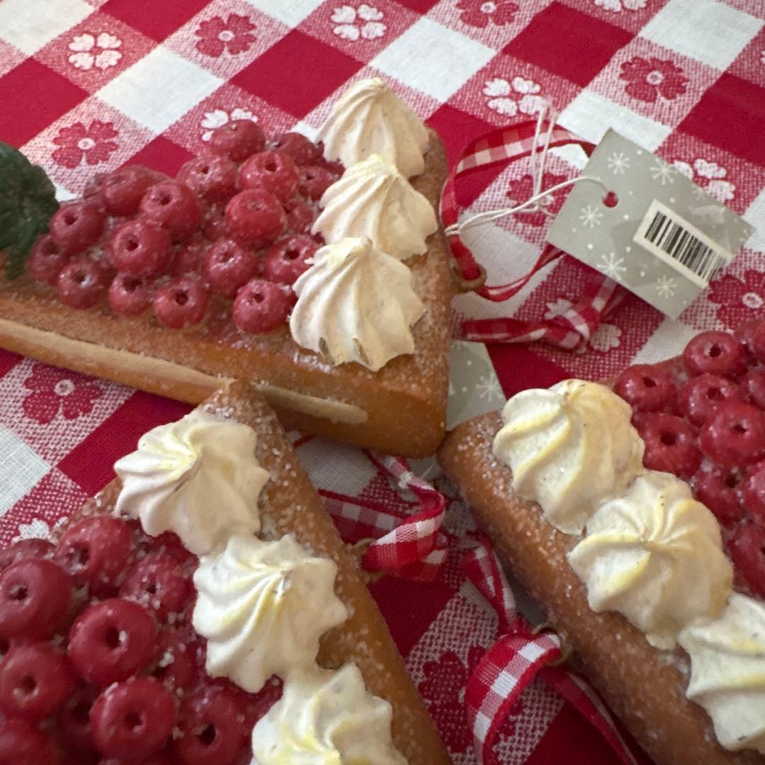 7046. ストロベリーケーキ オーナメント8Pセット