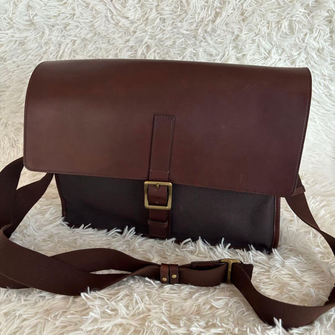 美品　土屋鞄　メッセンジャーバッグ 鞄 キャンバス レザー ブラウン　フラップ