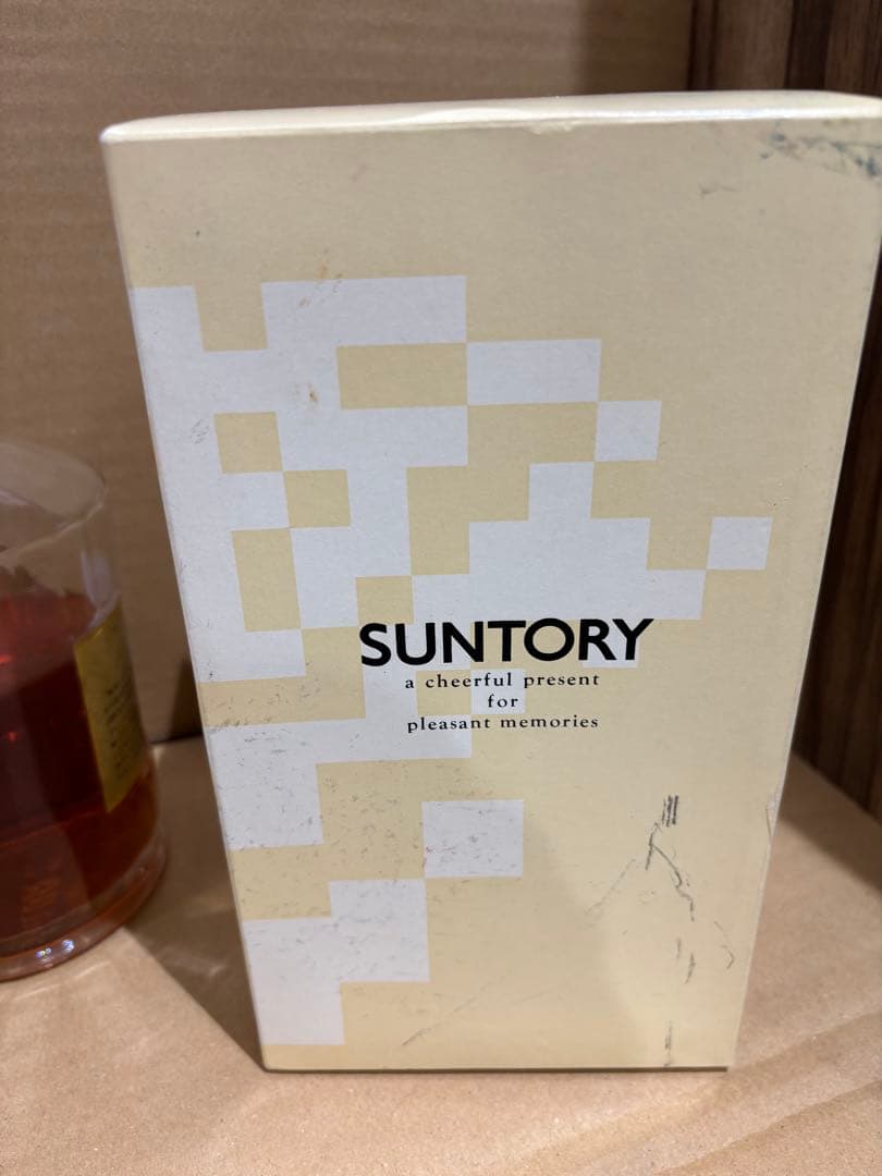 古酒 サントリー 響 金キャップ 裏ゴールドラベル