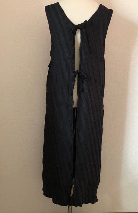 お人形モチーフエプロン♡さえら♡ヒスクローネ♡ポテチーノ好きの方にも