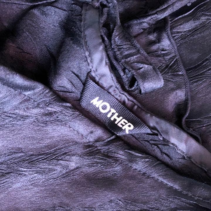 お人形モチーフエプロン♡さえら♡ヒスクローネ♡ポテチーノ好きの方にも