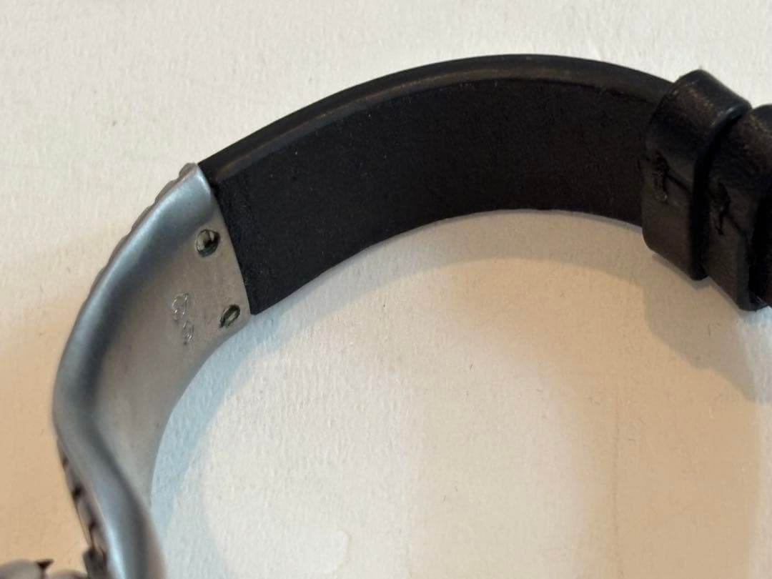 SWAROVSKI コブラデザイン ブレスレット シルバー ブラック革