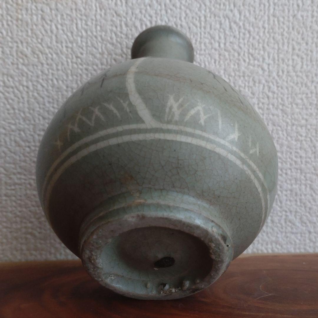 李朝　高麗青磁　白黒象嵌　朝鮮美術　梅瓶　骨董　陶芸　陶磁器　徳利　ぐい呑　盃