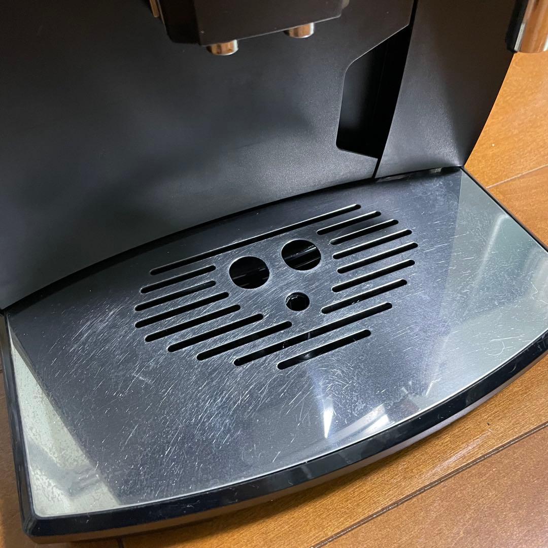 デロンギ　マグニフィカ　全自動コーヒーマシン　ESAM03110B ブラック