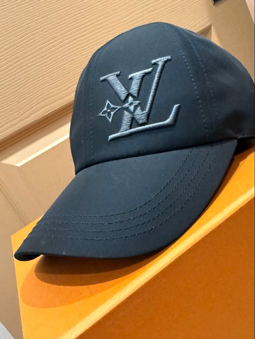 ルイヴィトンキャップ　LVスマッシュレイン