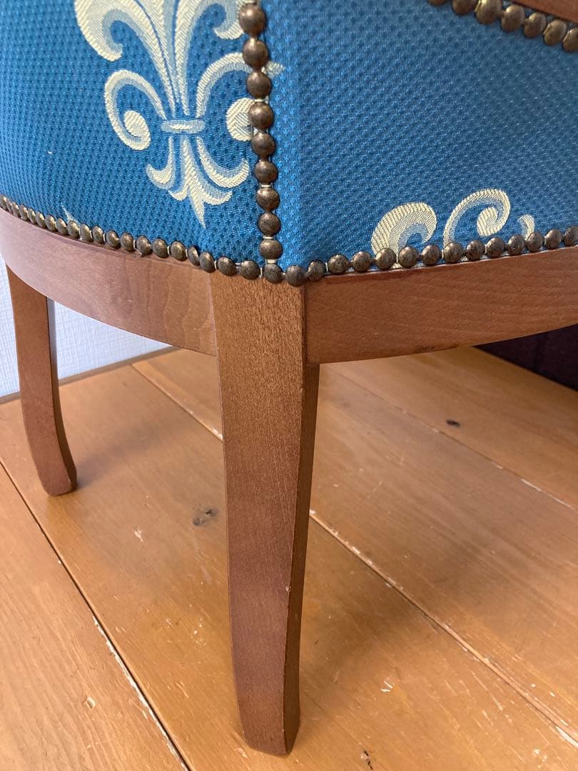 N560 B568 英国ナーシングチェア