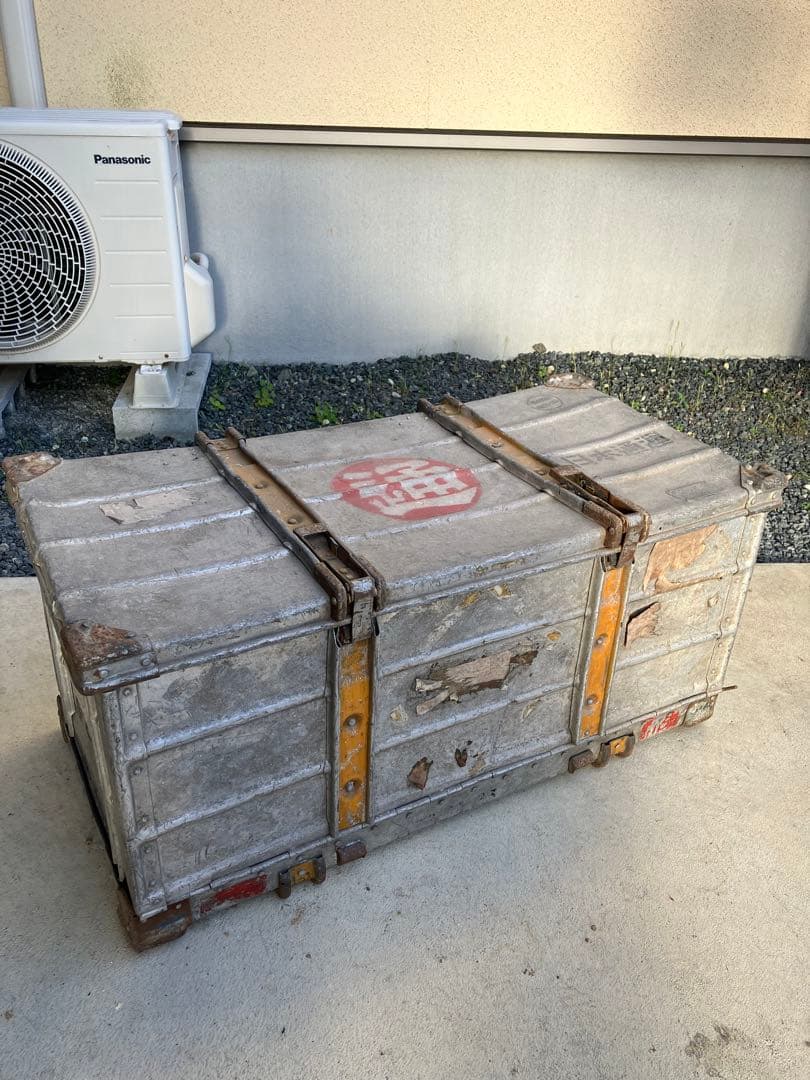 日本通運　折り畳みコンテナ