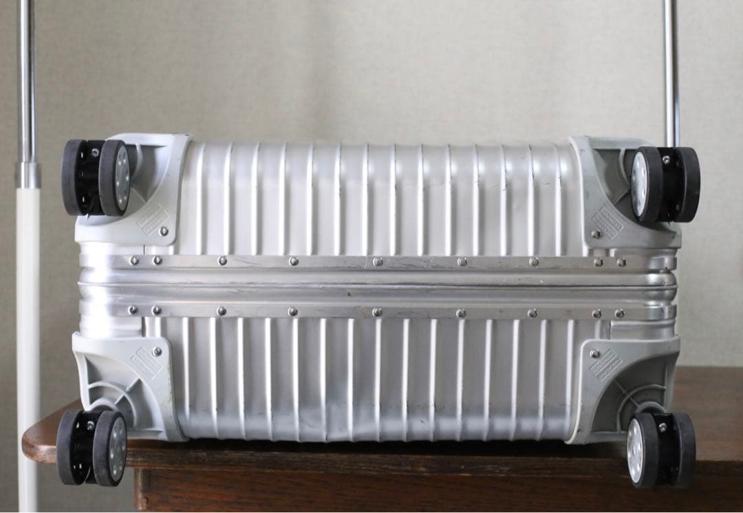 RIMOWA リモワ 98L キャリー 4輪 TOPAS トパーズ TSA
