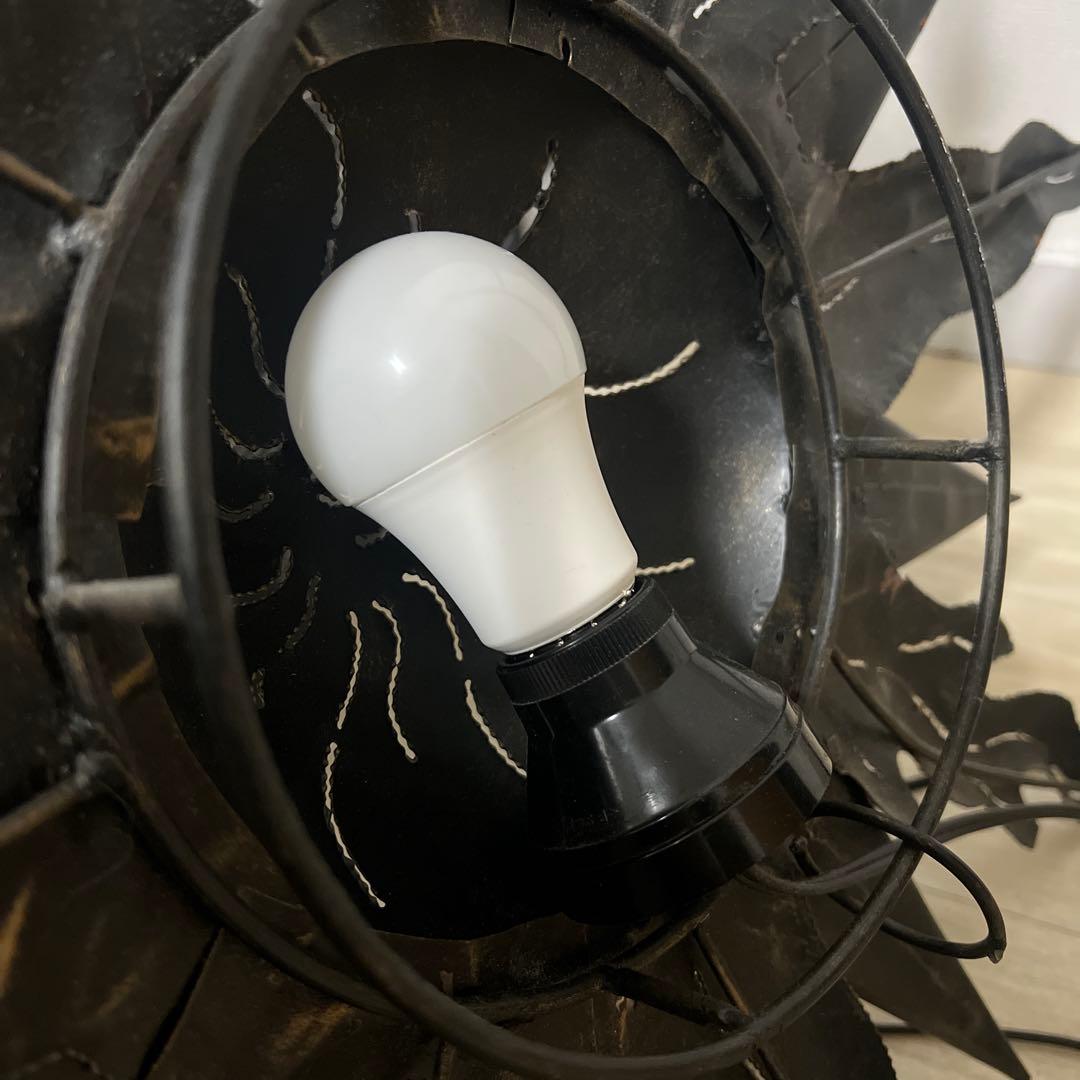 太陽デザインの　ランプ