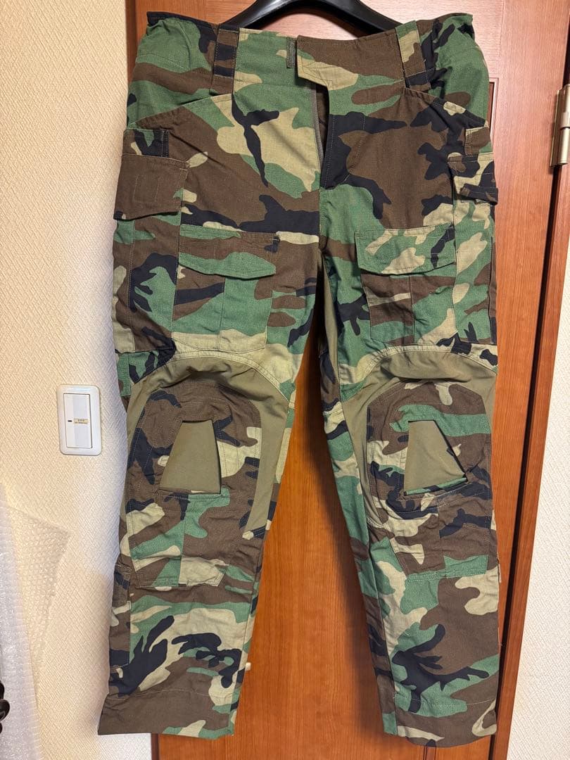 実物Crye Precision G3 希少ウッドランド　上下セット