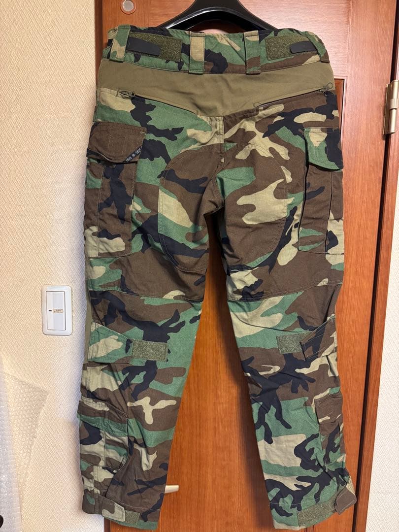 実物Crye Precision G3 希少ウッドランド　上下セット