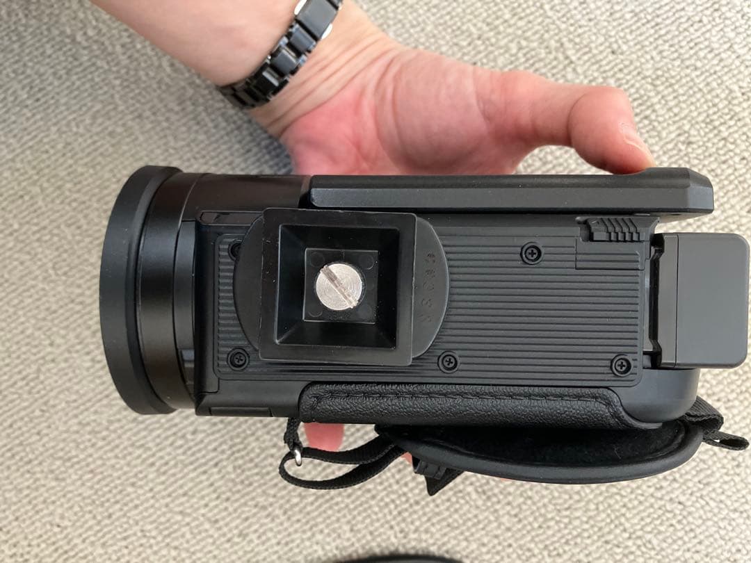 Panasonic HC-V900 ビデオカメラ本体　値引き不可