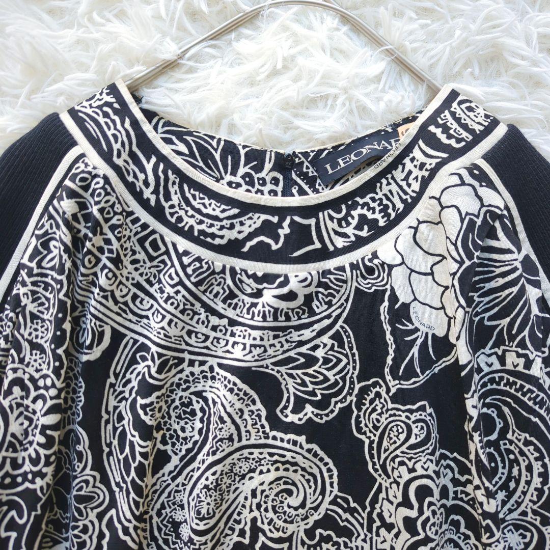 LEONARDレオナール☆ペイズリーフラワープリントニット　白黒